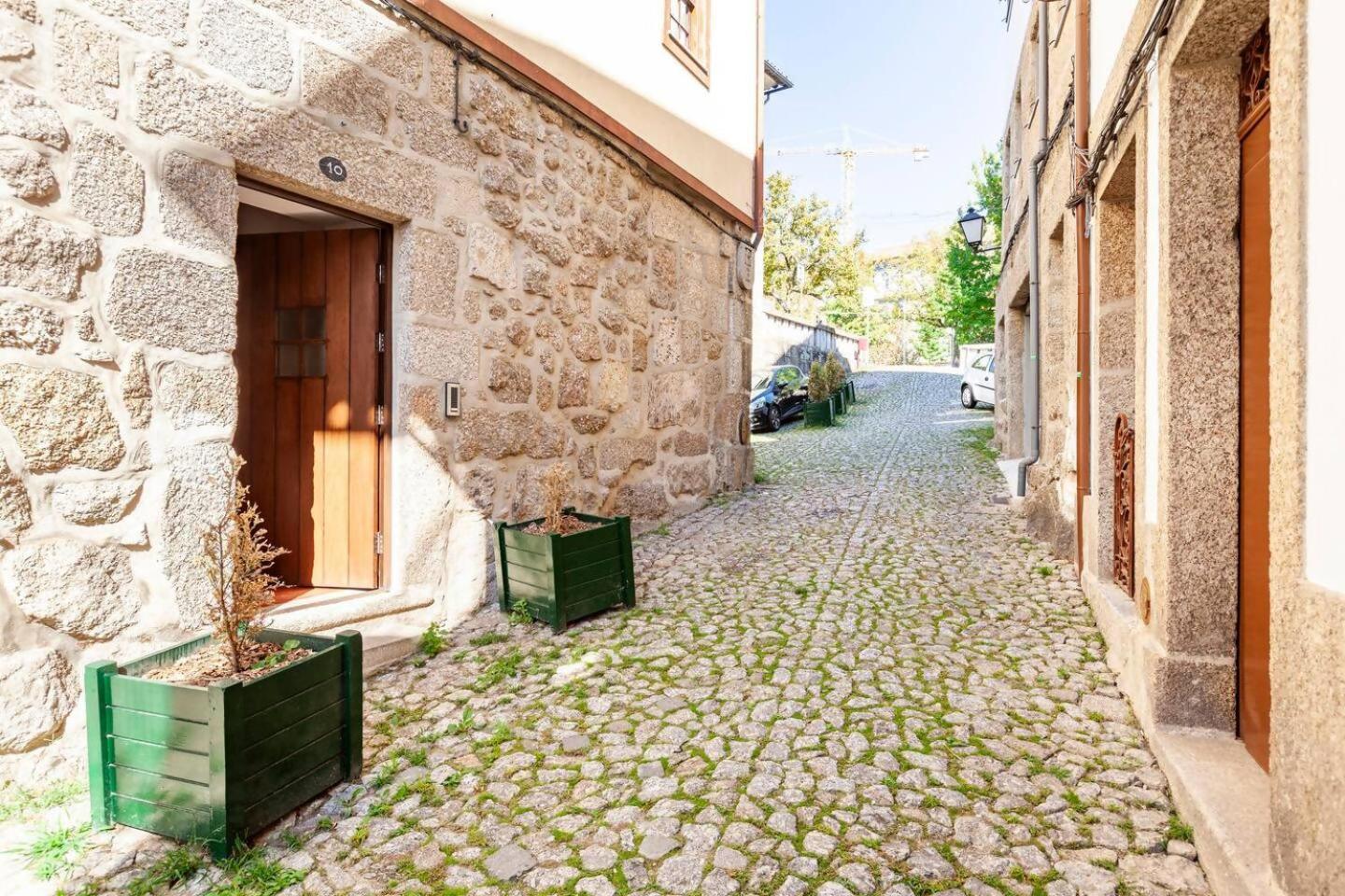ギマランイス Casa Da Avo Zildaヴィラ エクステリア 写真